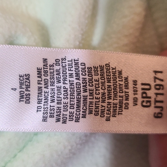 Bundle Of Girls Matching Pajama Sets. - Picture 15 of 15